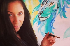 Camilla arbetar med Lejonet