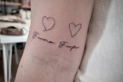 tunna-linjer-egenritade-hjartan